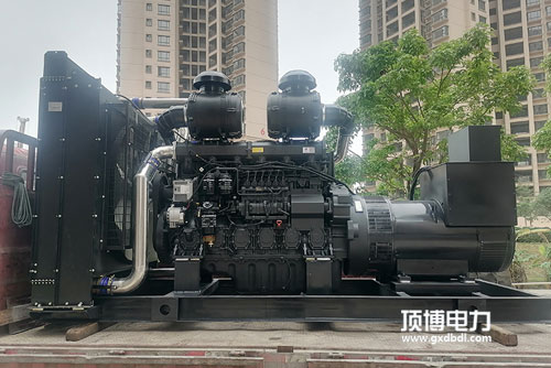 濰柴300KW柴油發電機組氣缸套漏氣導致冷卻液溫度過高